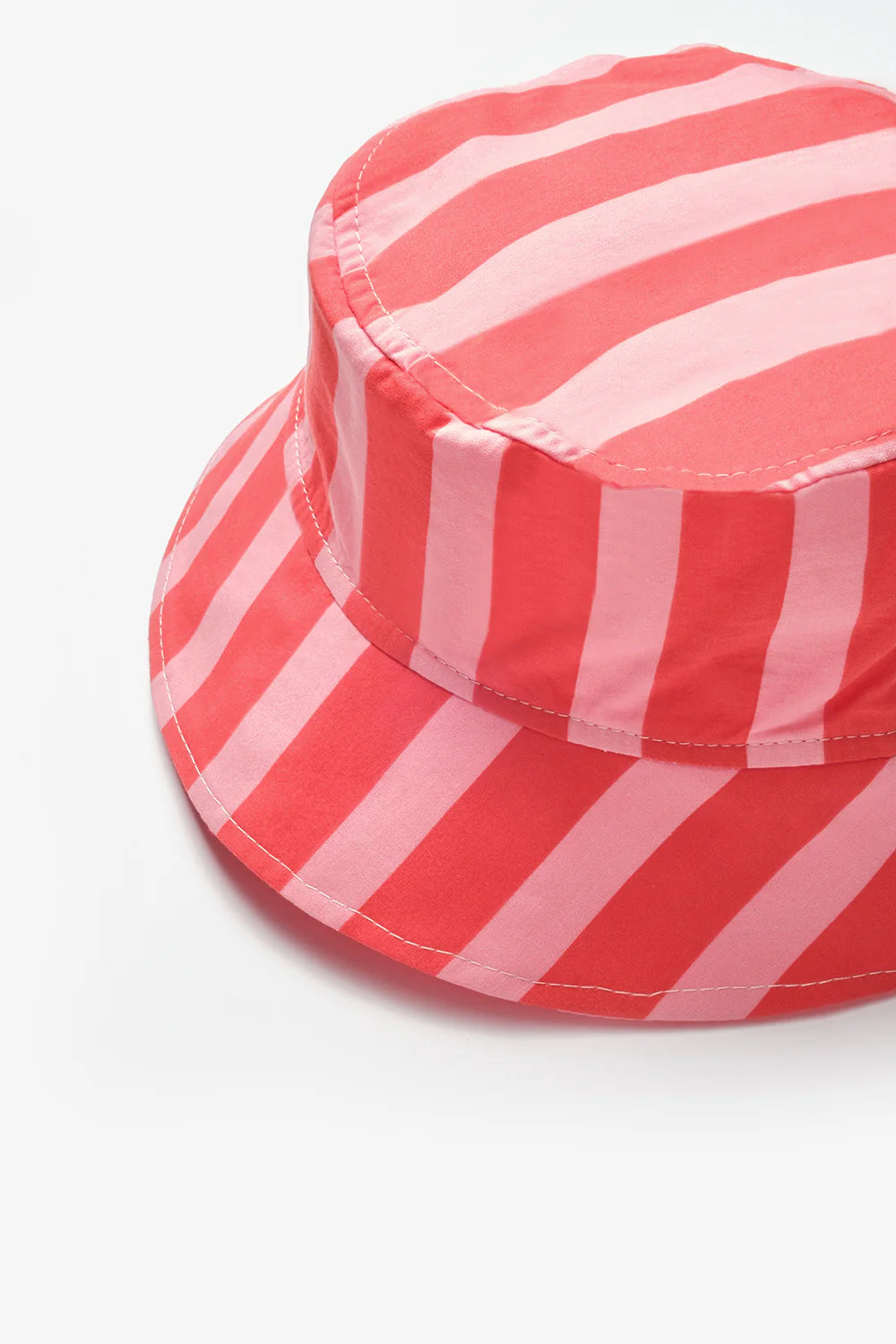 Kırmızı Çizgi Desenli Çocuk Bucket Şapka - Image 5